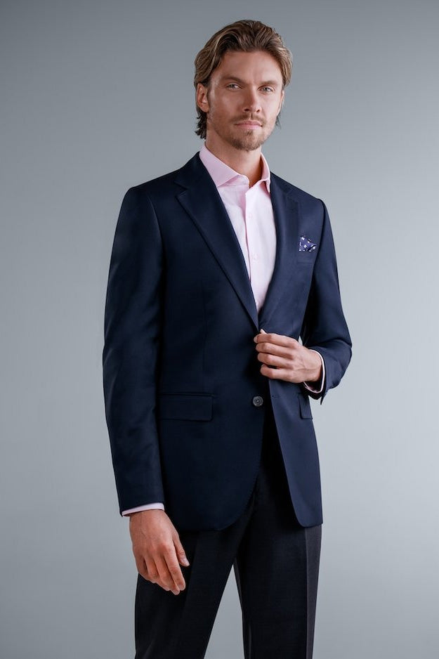 Prive Navy Blazer with Mother of Pearl Buttons 46l Slim