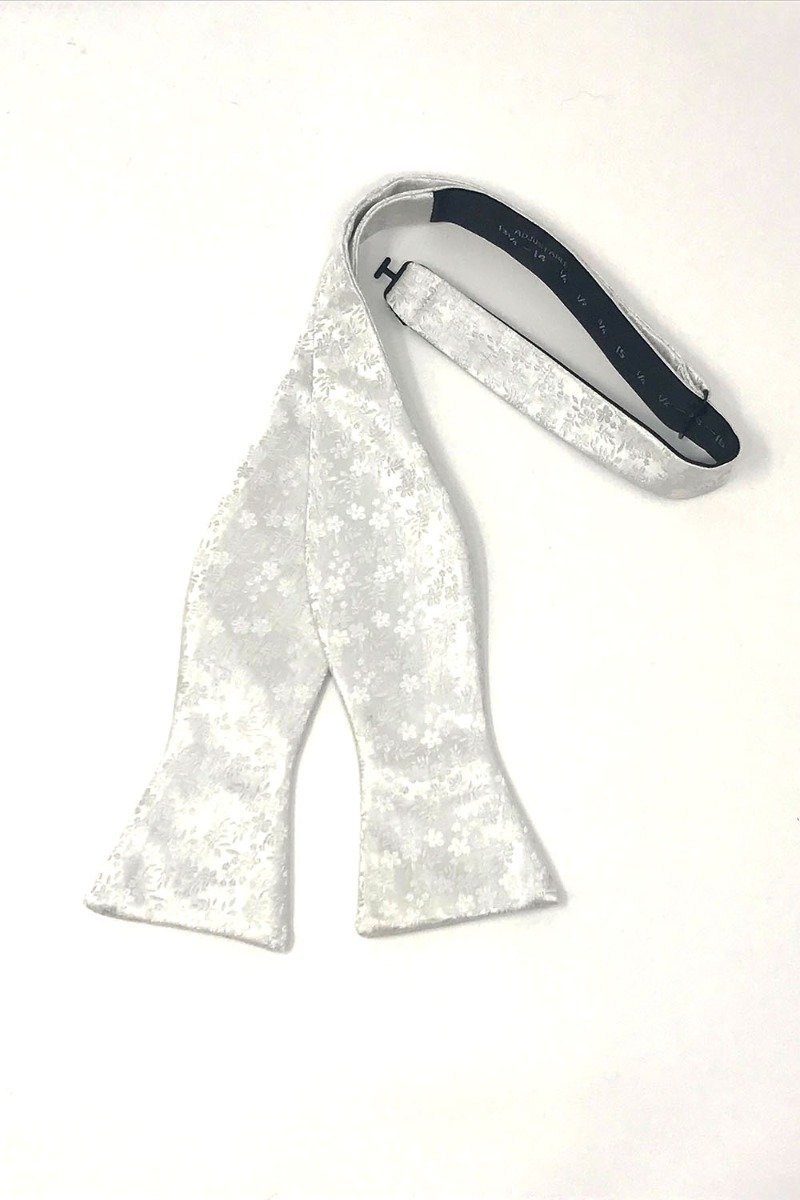 Cardi Self Tie White Enchantment Bow Tie