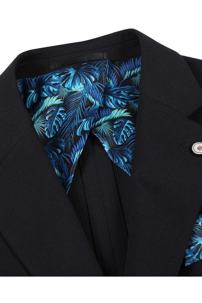 Black Solid Sports Jacket