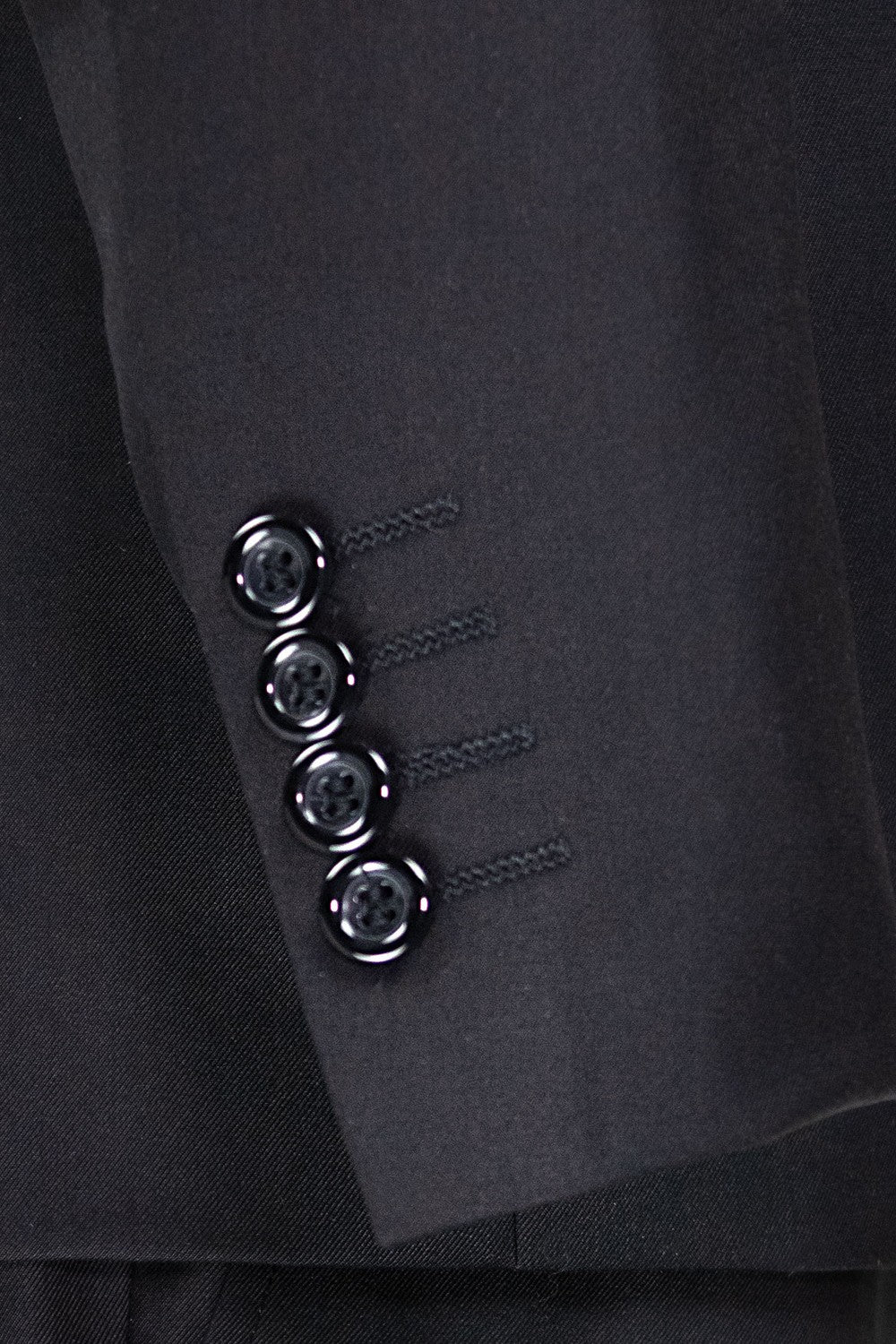 "Preston" Black 2-Button Notch Suit (3-Piece Set)