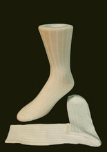 Load image into Gallery viewer, Cardi Ribbed Formal Socks