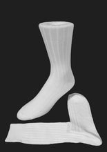 Load image into Gallery viewer, Cardi Ribbed Formal Socks